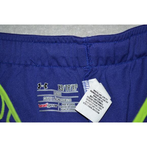 24217 Under Armor Lined Gym Shorts Workout Purple Polyester Size XS Womens - Picture 4 of 5